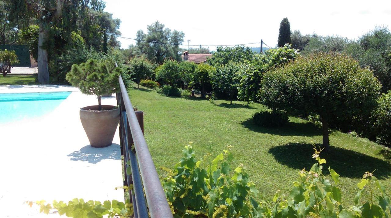 Les Collines De St Paul Bed & Breakfast Saint Paul de Vence Exterior photo